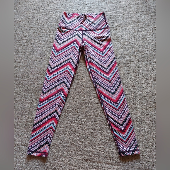 Aerie Chill Play Move Multicolor Aztec Striped Leggings Pants - Picture 3 of 6